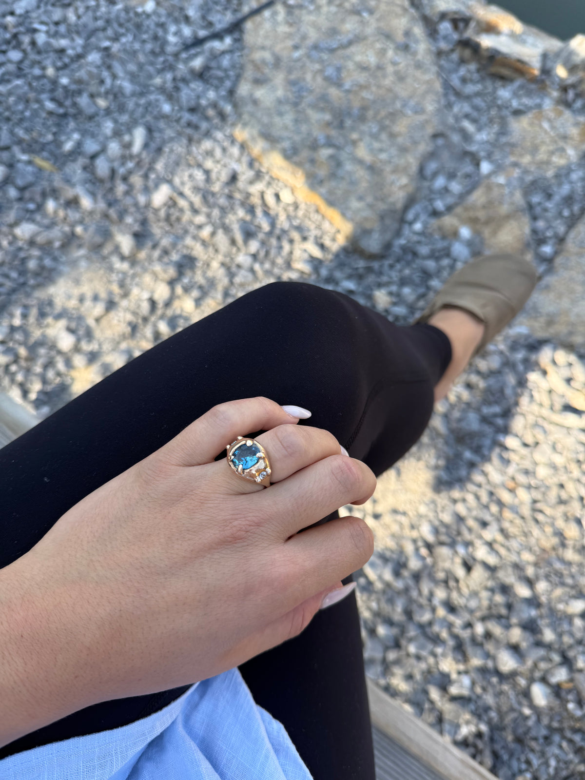 Alice ring