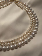 Triple pearl necklace