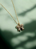 Bow necklace