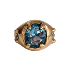 Alice ring