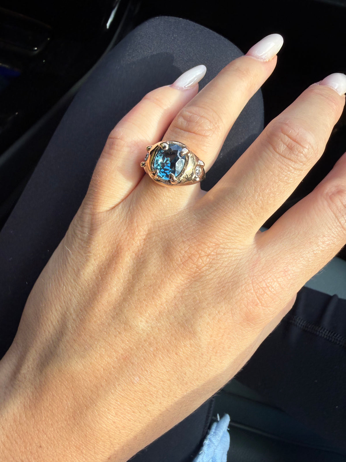 Alice ring