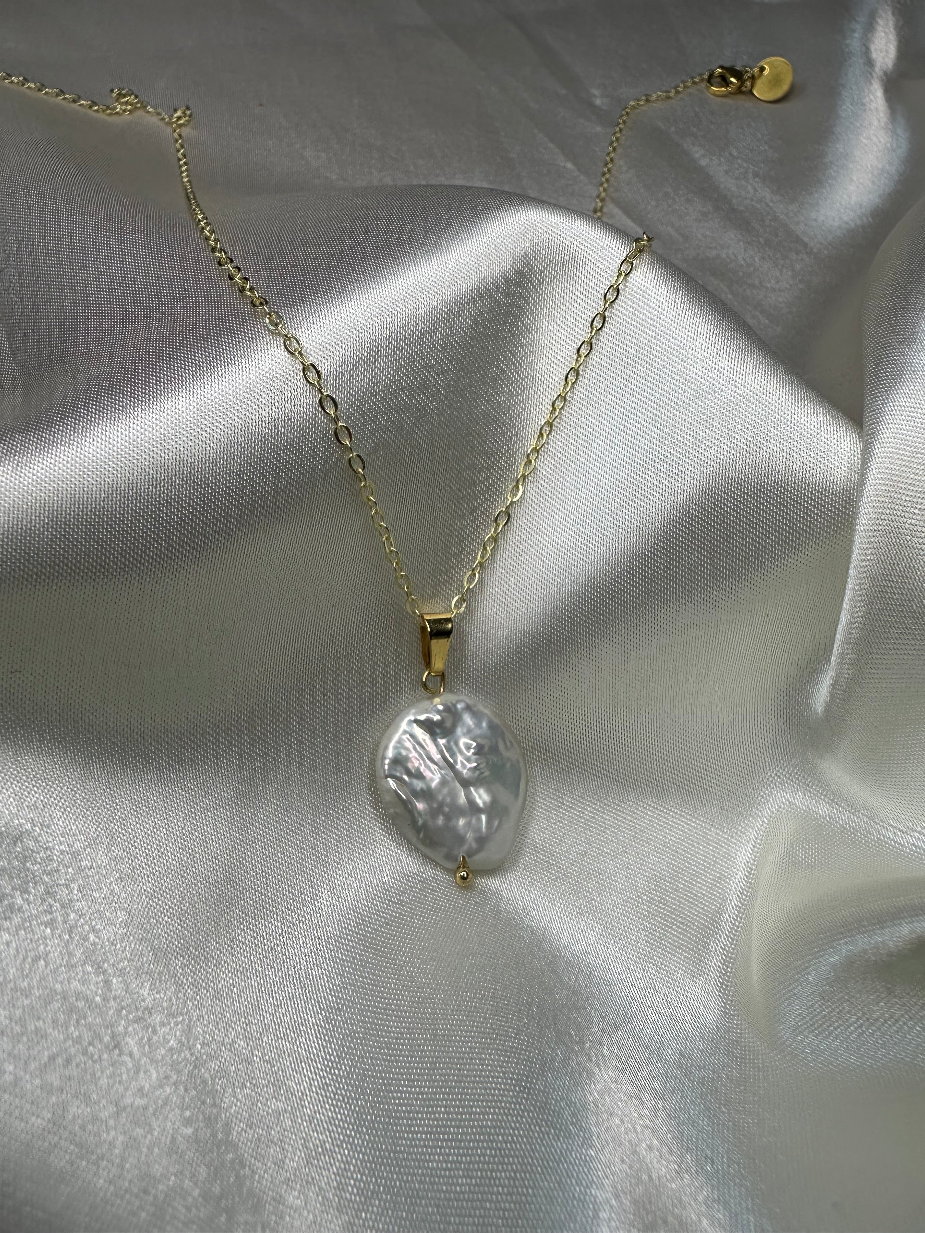 Ocean soliter baroque necklace