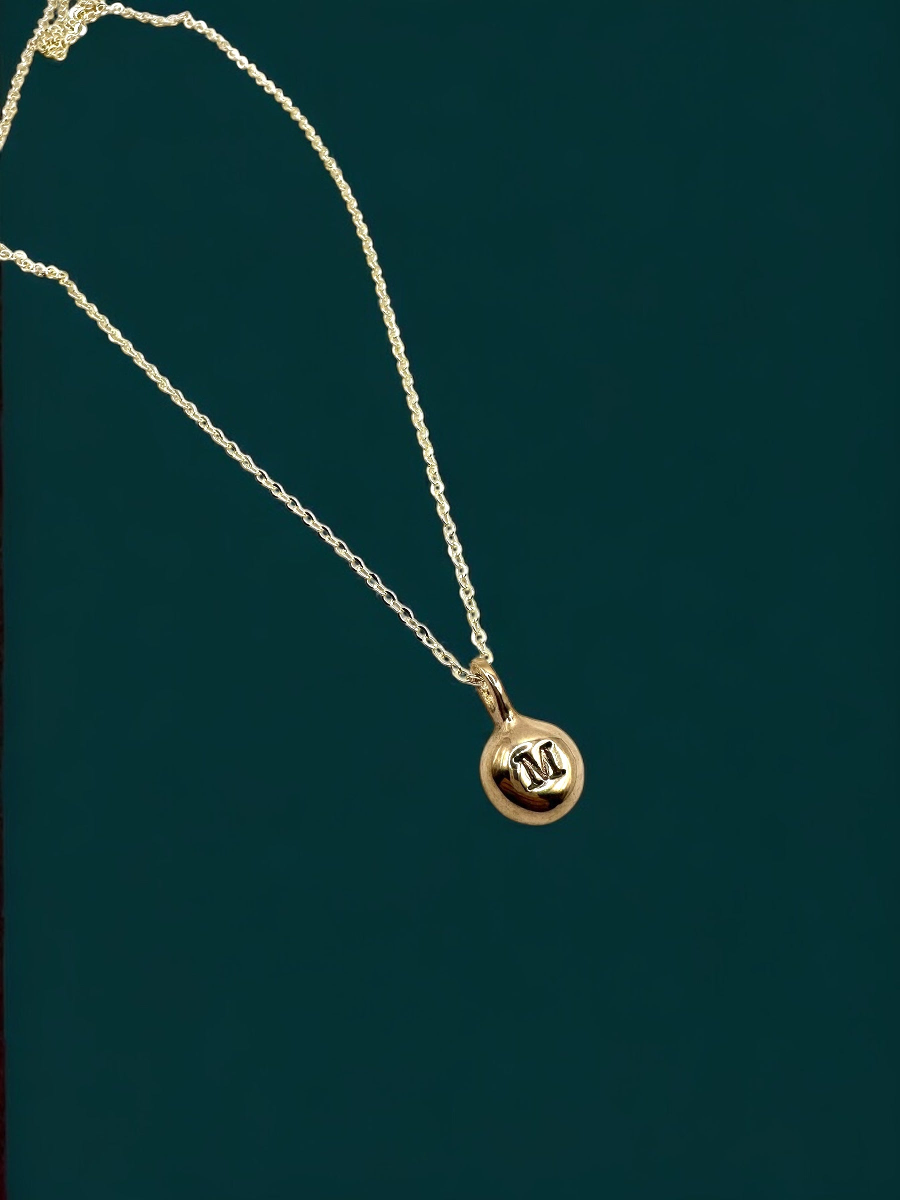 Mini medallion necklace