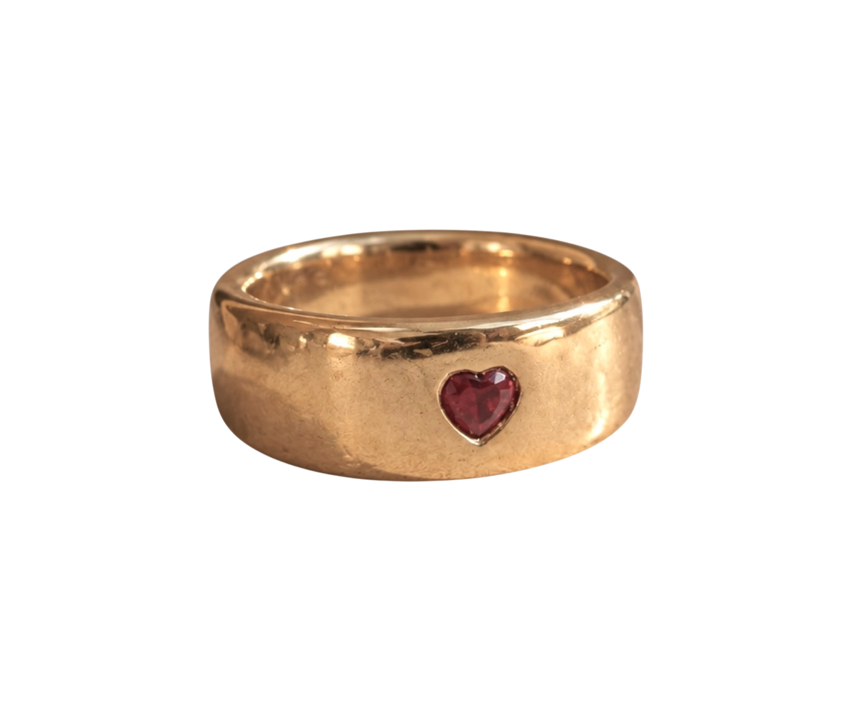 Red heart ring