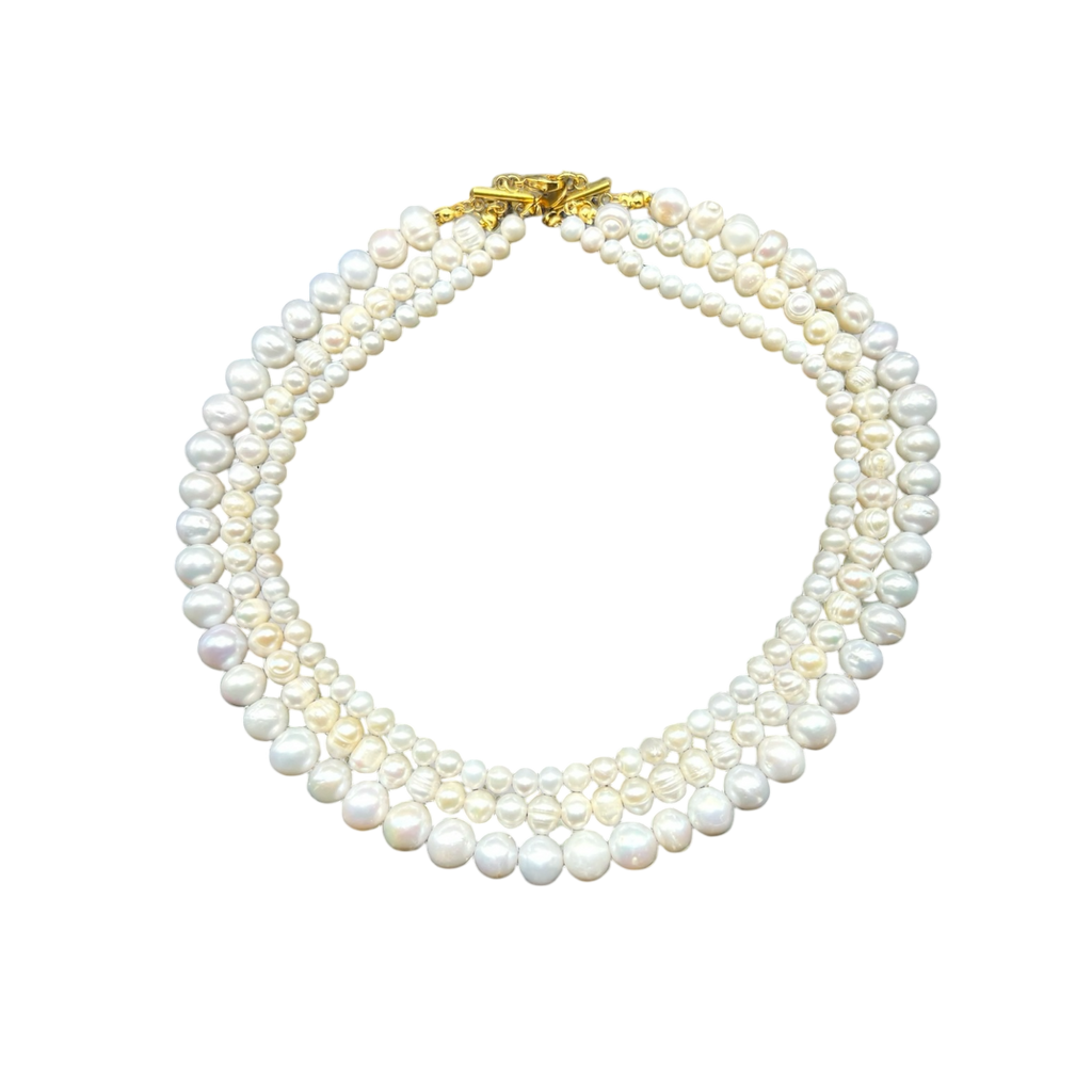 Triple Pearl necklace