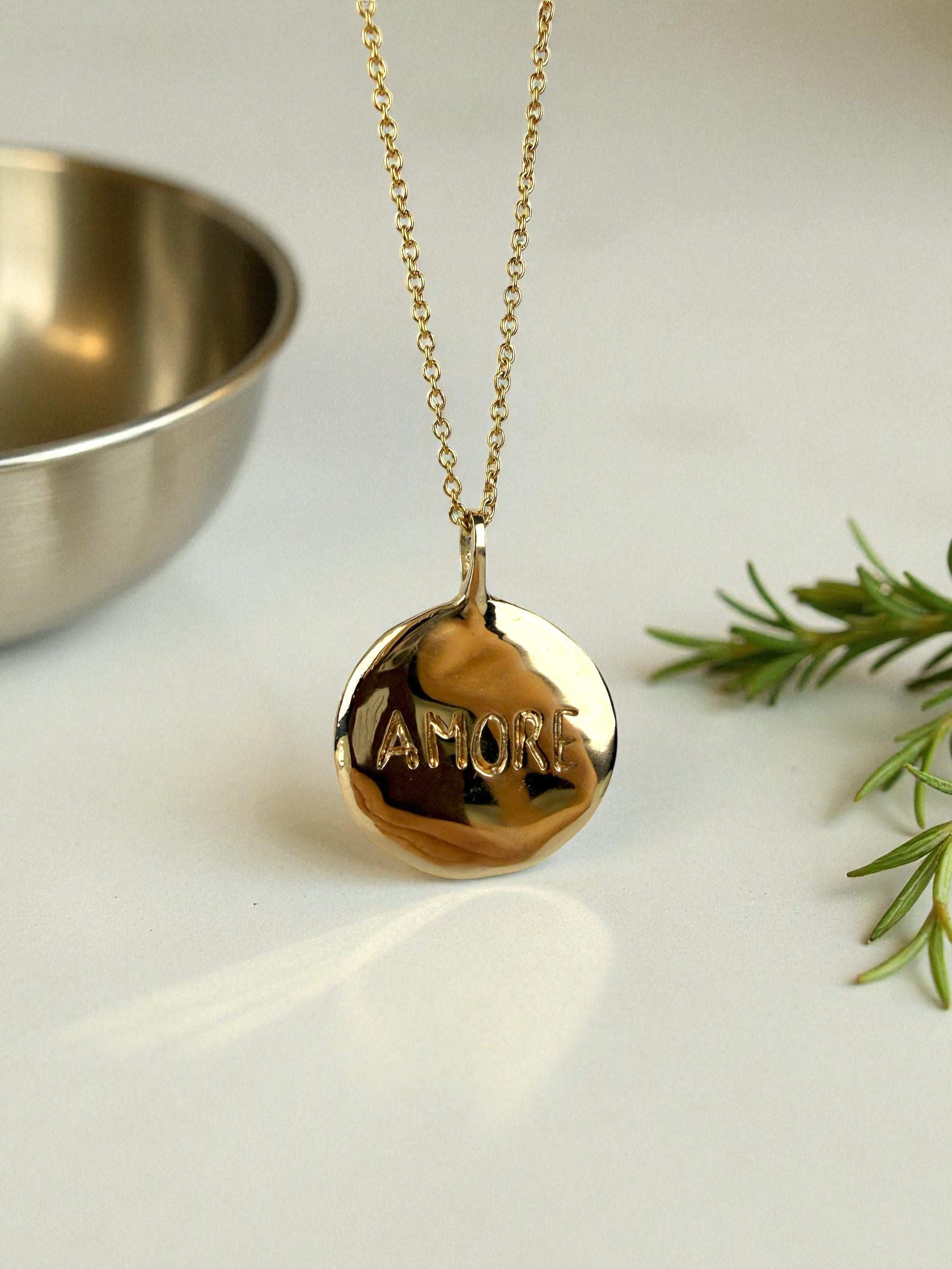 Amore necklace