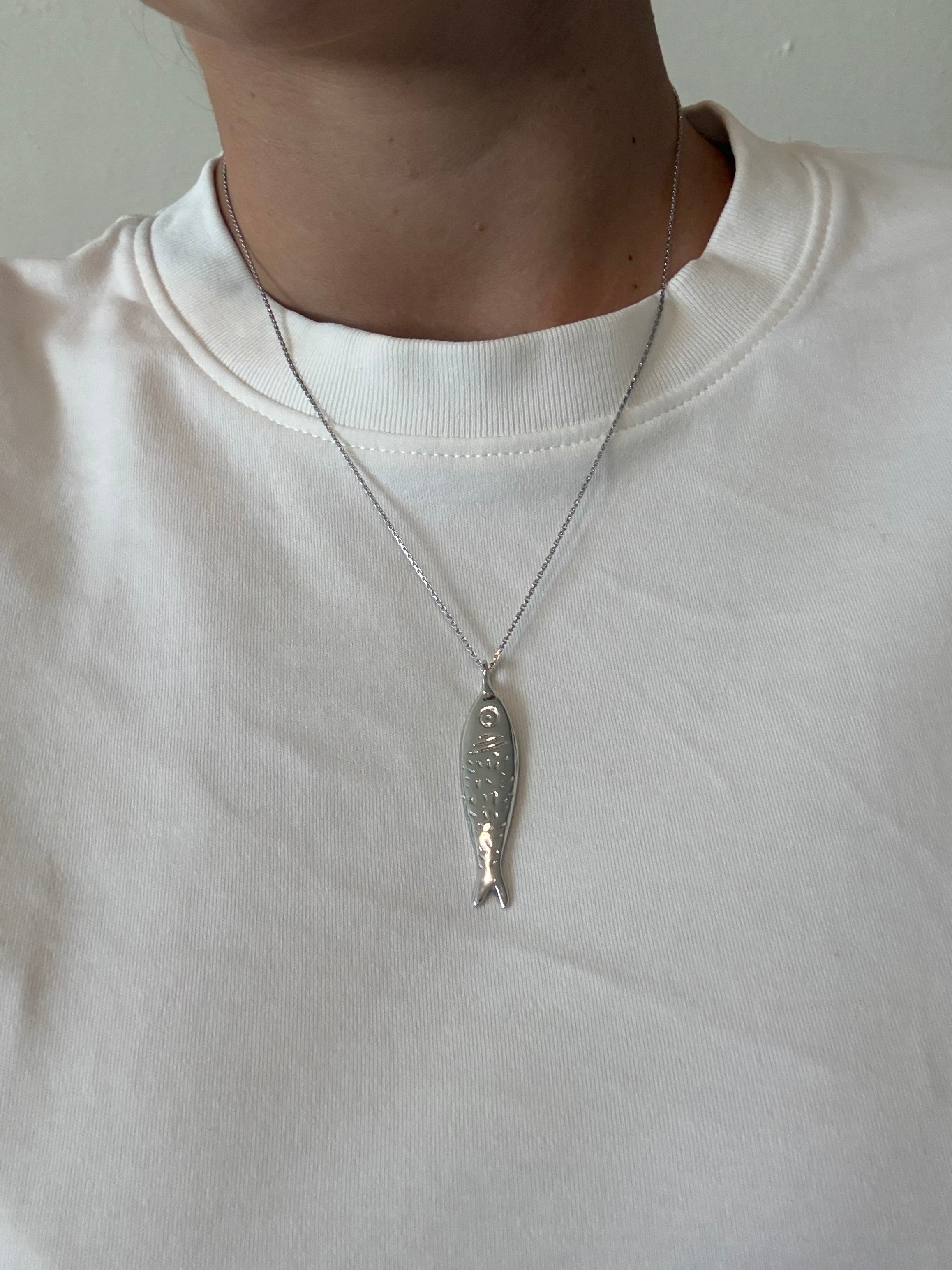 Sardine silver necklace