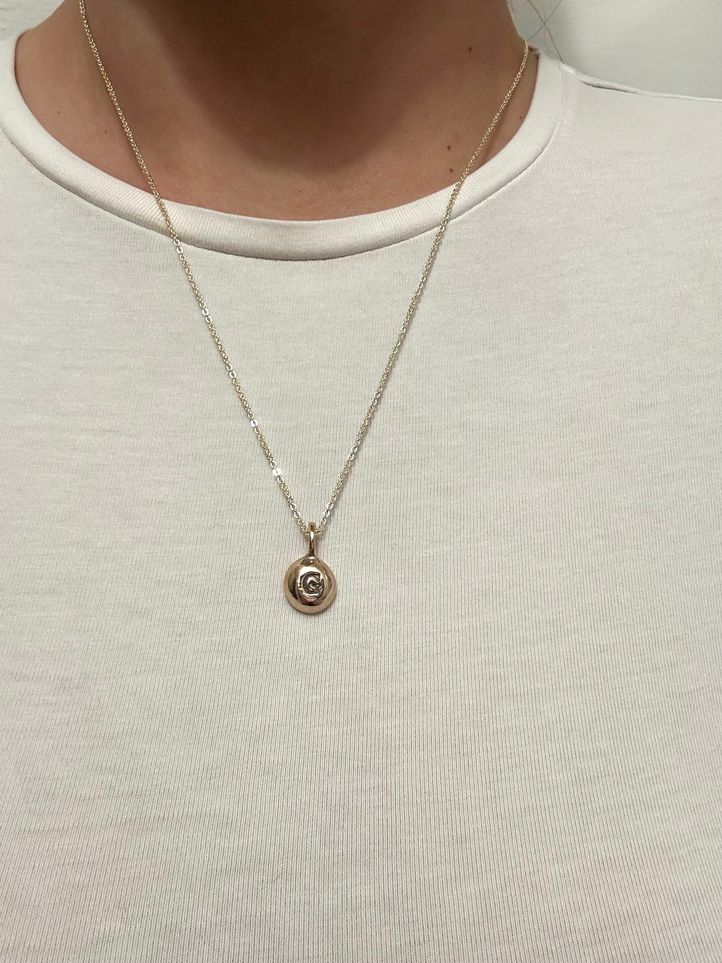 Mini medallion necklace