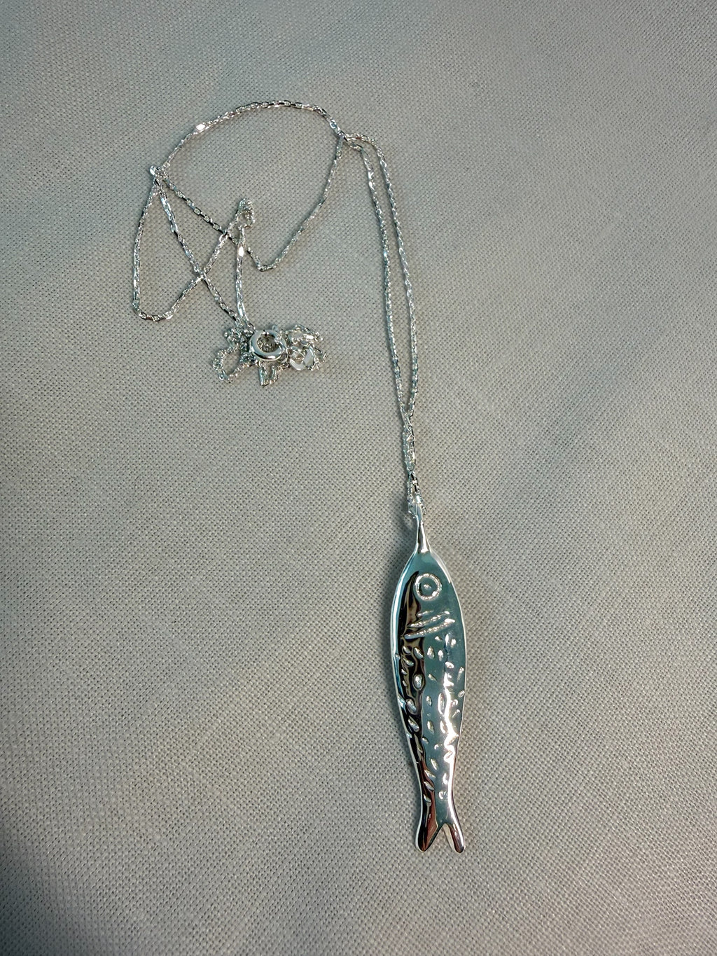 Sardine silver necklace