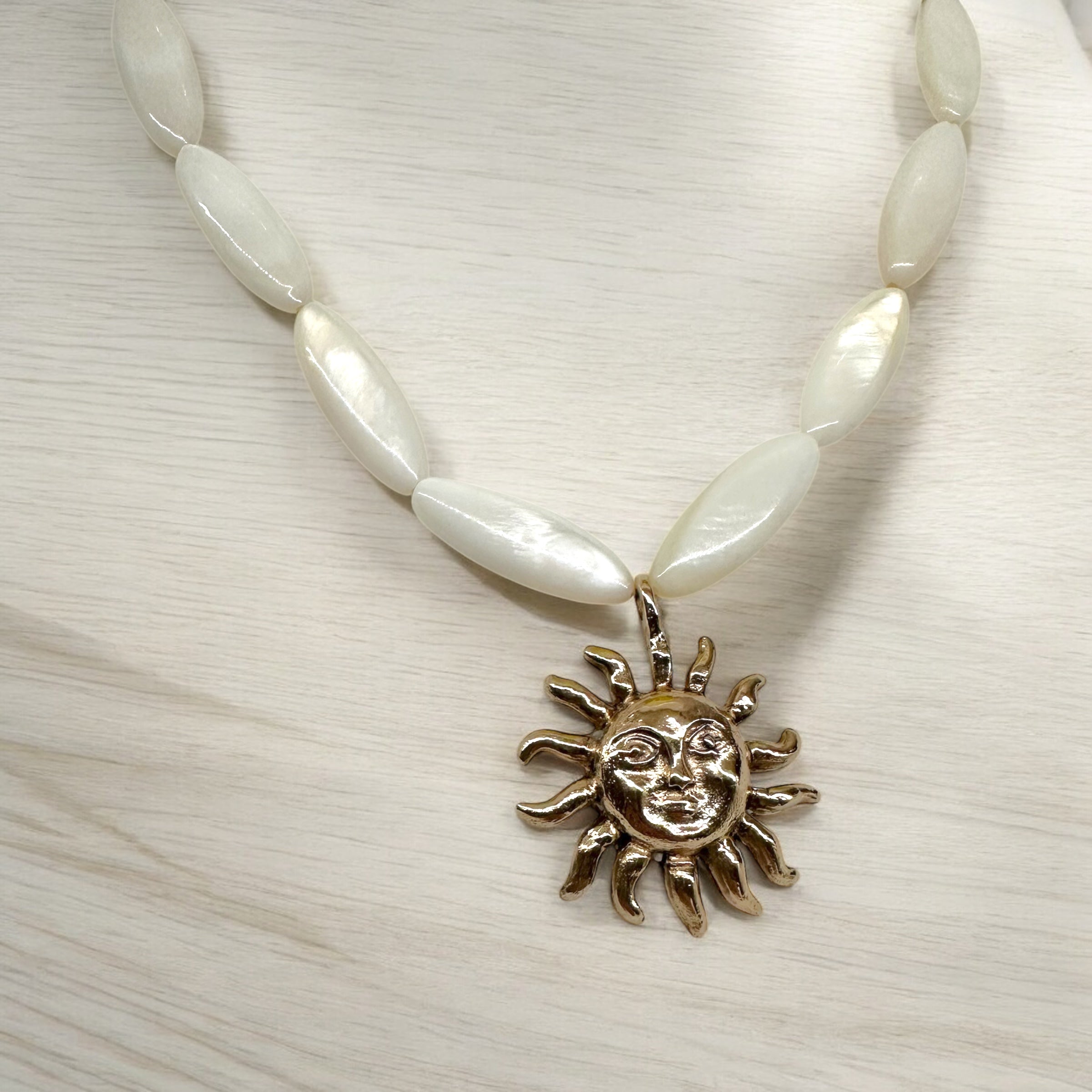 Sun Pearl necklace