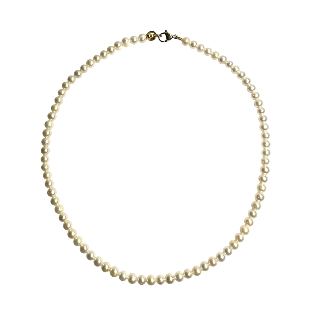 L' amour Pearl necklace 5 mm