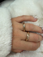 Wave blue spinel ring