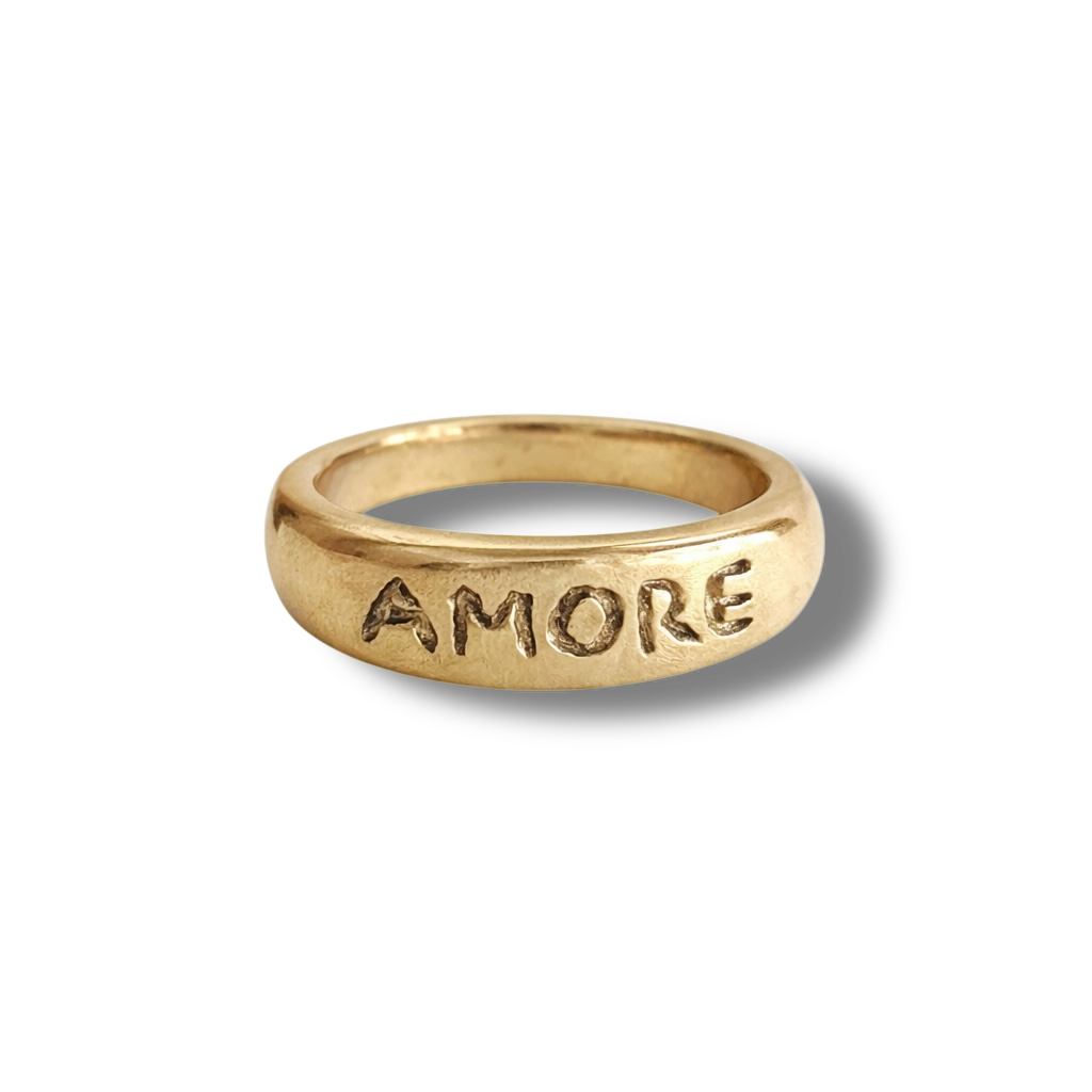Amore ring