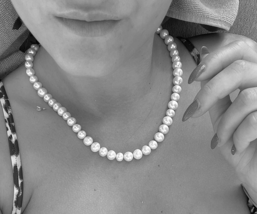 L' amour Pearl necklace 9 mm