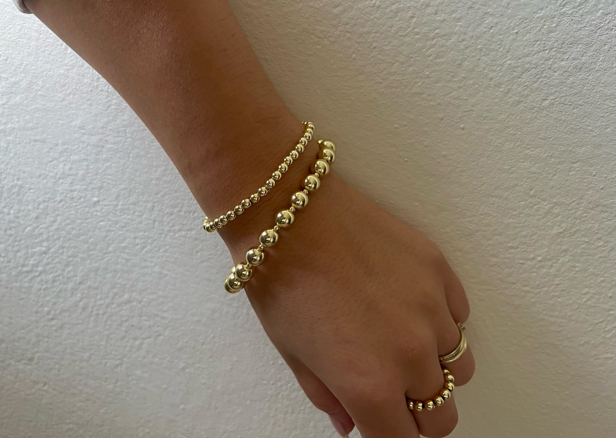 Gold Pearl bracelet 2 and 8 mm