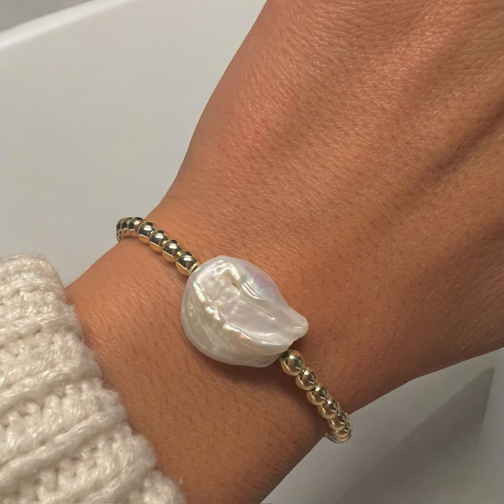 Baroque Gold Pearl bracelet