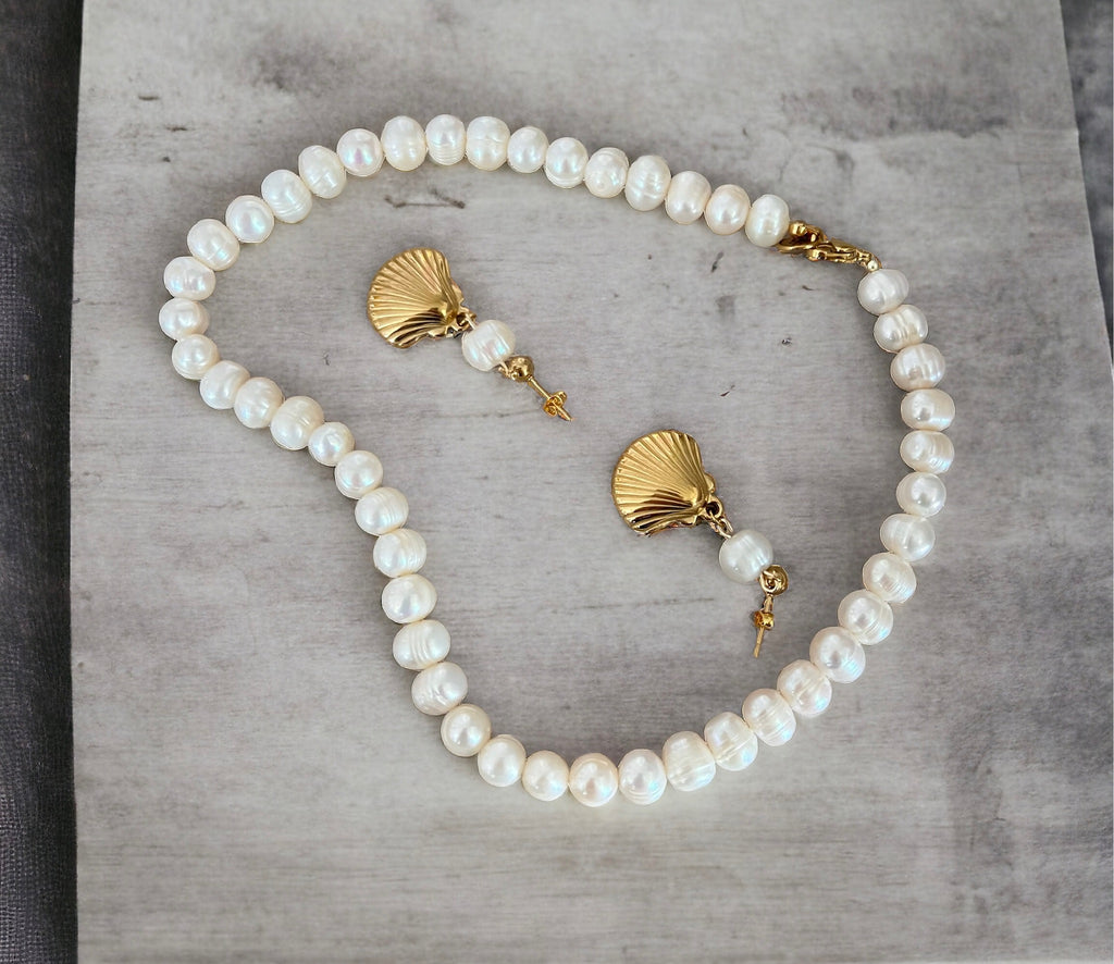 L' amour Pearl necklace 9 mm