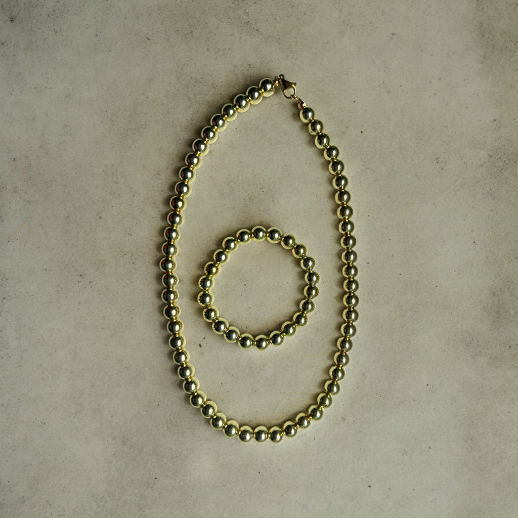 Gold Pearl necklace 8 mm