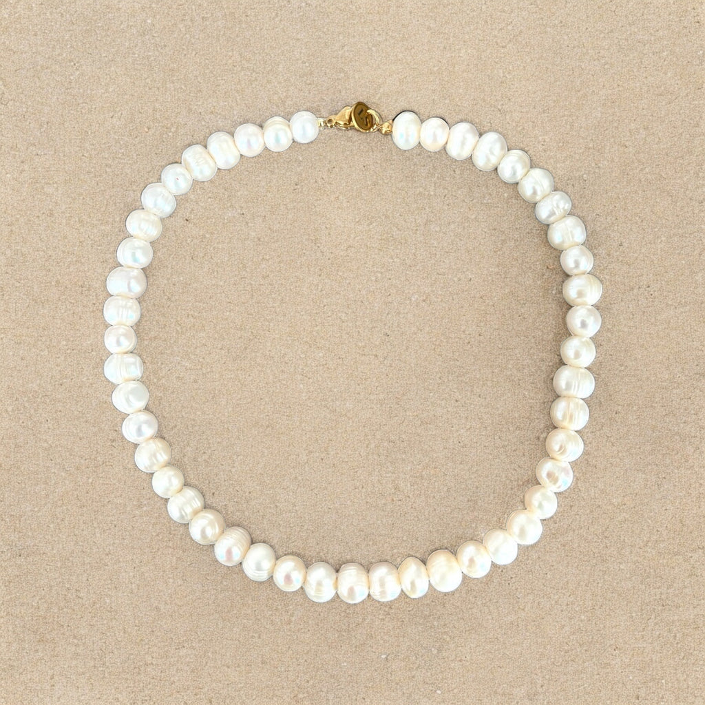 L' amour Pearl necklace 9 mm
