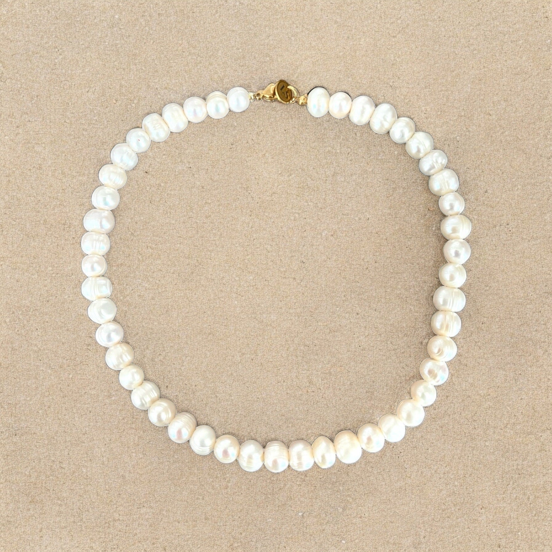 L' amour Pearl necklace 9 mm