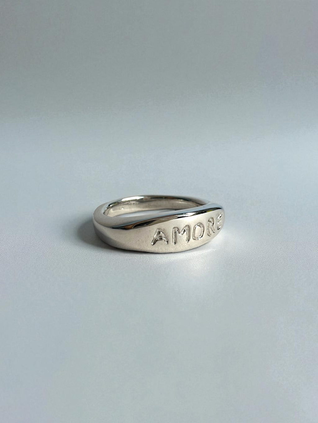 Amore ring silver