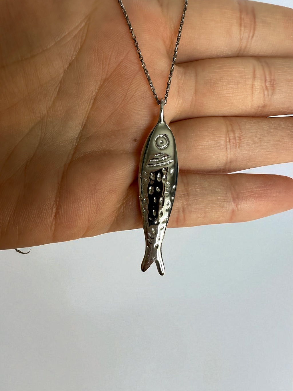 Sardine silver necklace