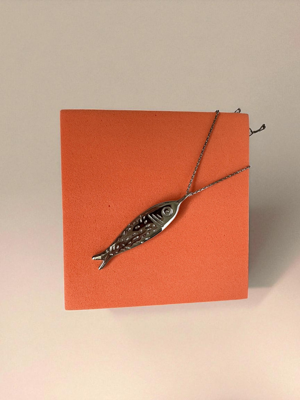 Sardine silver necklace