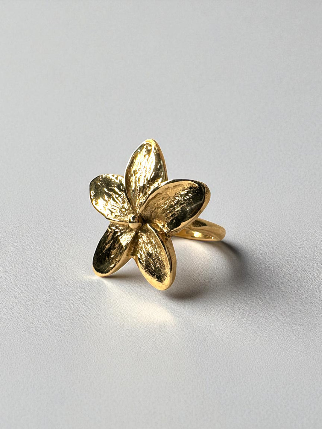 Plumeria ring