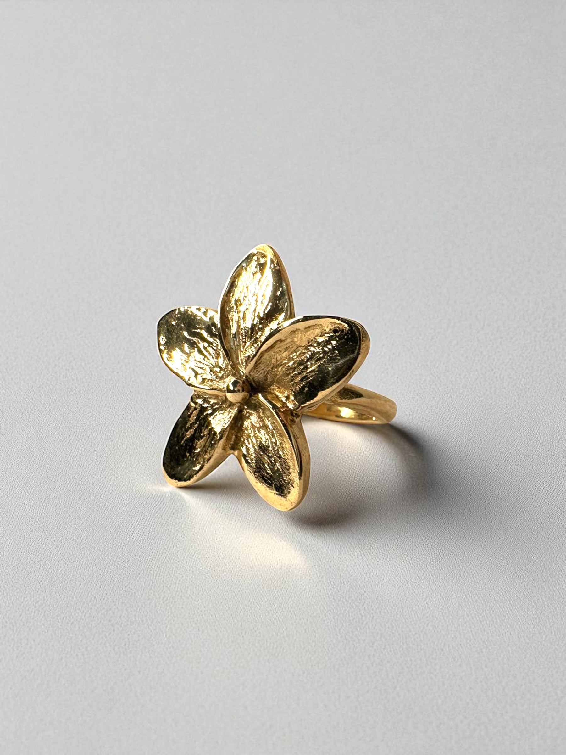 Plumeria ring