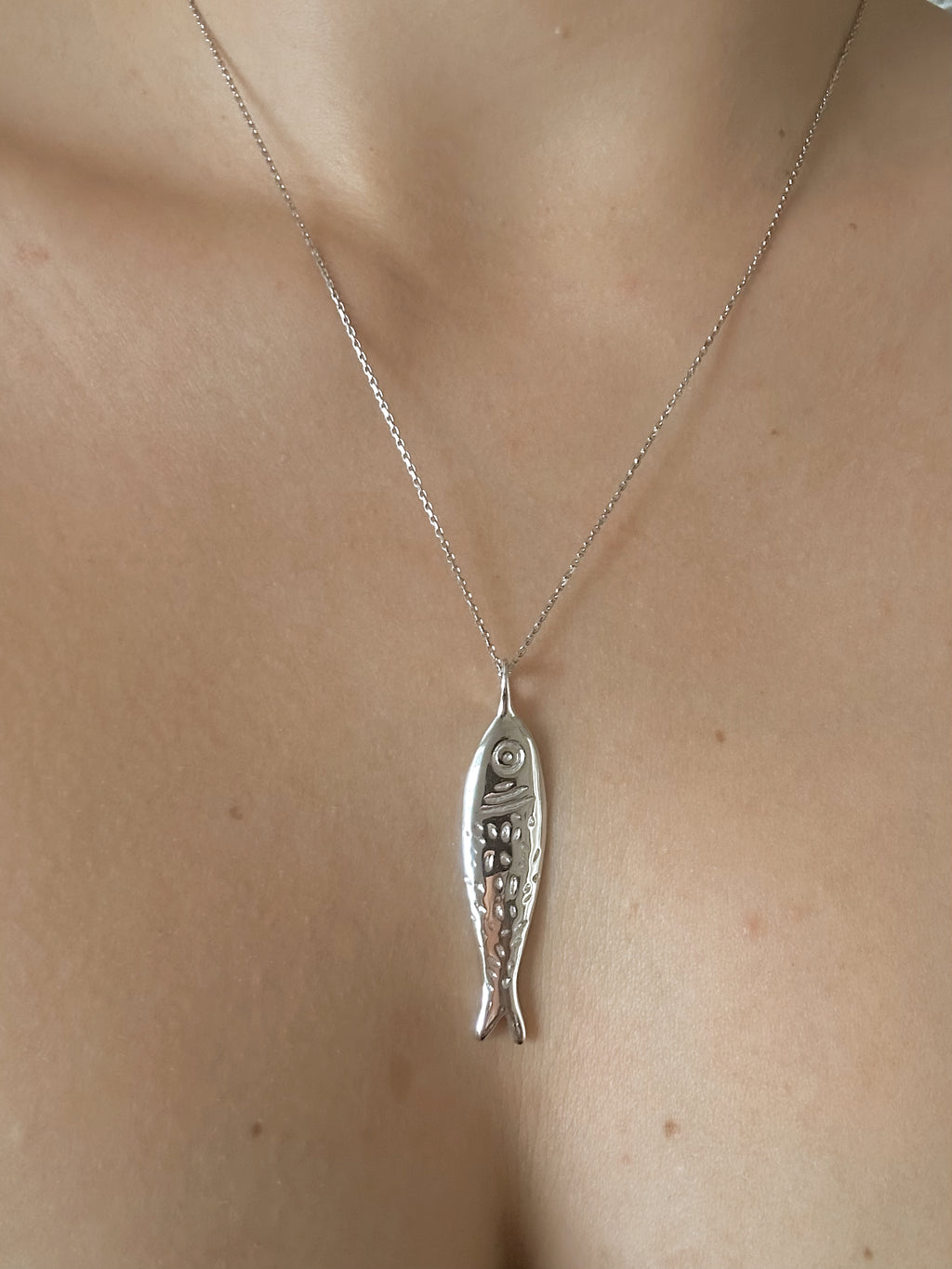 Sardine silver necklace